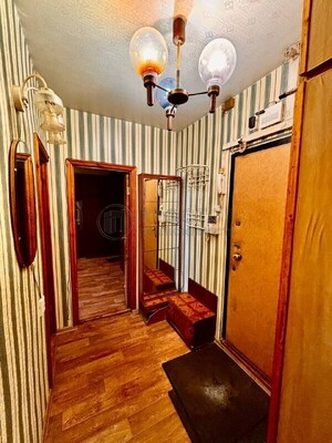 Продам двухкомнатную (2-комн.) квартиру, Рогова ул, 7к2, Москва г