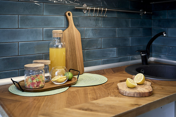 Продам двухкомнатную (2-комн.) квартиру, Воронцовский б-р, 11к1, Бугры п