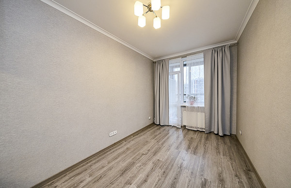 Продам двухкомнатную (2-комн.) квартиру, Воронцовский б-р, 11к1, Бугры п