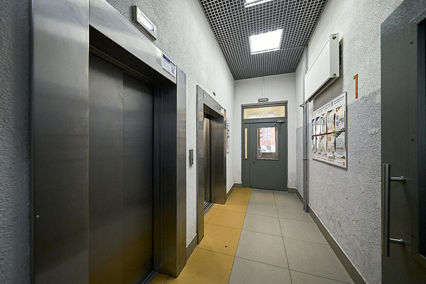 Продам двухкомнатную (2-комн.) квартиру, Воронцовский б-р, 11к1, Бугры п