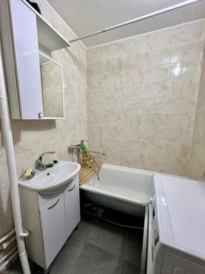 Продам двухкомнатную (2-комн.) квартиру, Ленинского Комсомола пр-кт, 28, Видное г