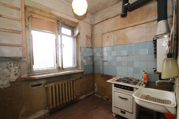 Продам двухкомнатную (2-комн.) квартиру, Пискунова ул, 3к2, Нижний Новгород г