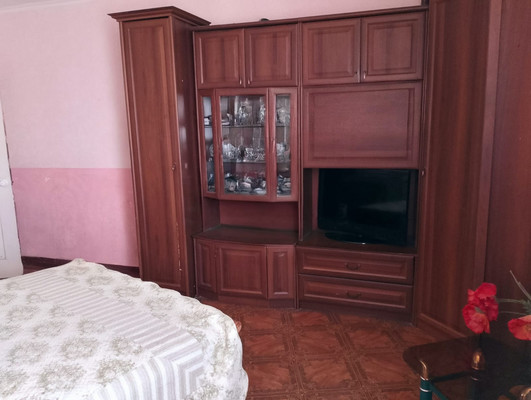 Продам трехкомнатную (3-комн.) квартиру, Лелюшенко ул, 3, Ростов-на-Дону г