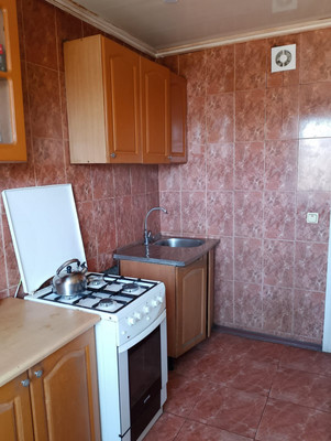 Продам трехкомнатную (3-комн.) квартиру, Лелюшенко ул, 3, Ростов-на-Дону г