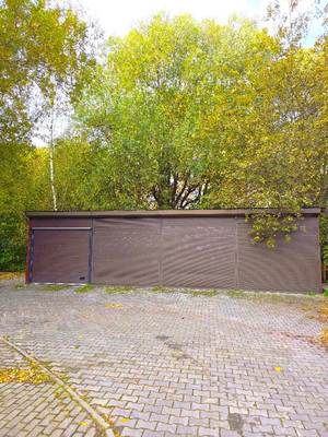 Продам многокомнатную квартиру, Верхнеозерная ул, 2Б, Калининград г