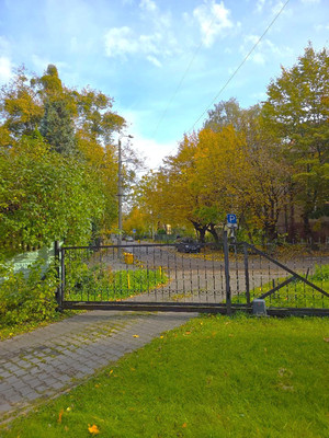 Продам многокомнатную квартиру, Верхнеозерная ул, 2Б, Калининград г