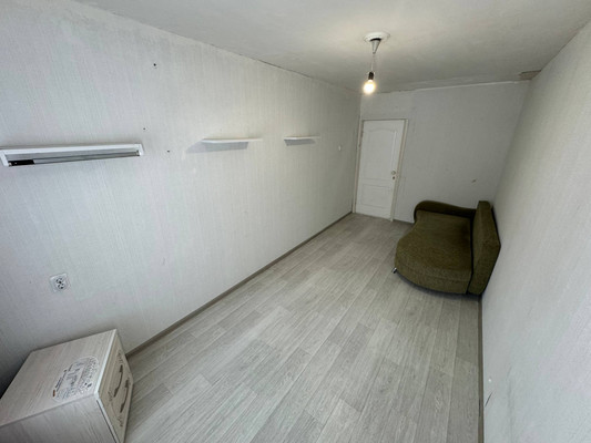 Продам двухкомнатную (2-комн.) квартиру, Интернациональный пр-кт, 45, Комсомольск-на-Амуре г