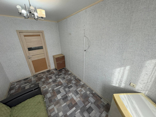 Продам двухкомнатную (2-комн.) квартиру, Ленина пр-кт, 81к3, Комсомольск-на-Амуре г