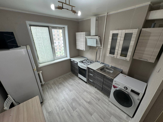 Продам двухкомнатную (2-комн.) квартиру, Ленина пр-кт, 81к3, Комсомольск-на-Амуре г