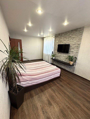 Продам трехкомнатную (3-комн.) квартиру, Рябикова б-р, 5А, Иркутск г