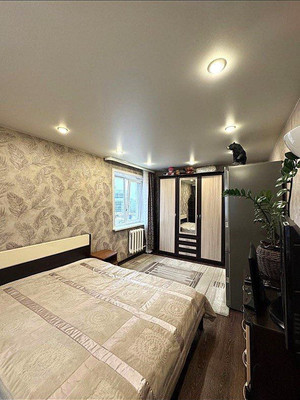 Продам трехкомнатную (3-комн.) квартиру, Рябикова б-р, 5А, Иркутск г