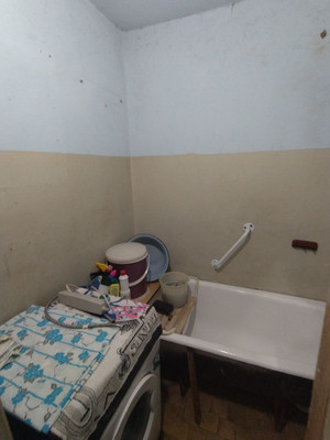 Продам трехкомнатную (3-комн.) квартиру, Большая ул, 200, Ишим г