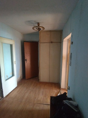 Продам трехкомнатную (3-комн.) квартиру, Большая ул, 200, Ишим г