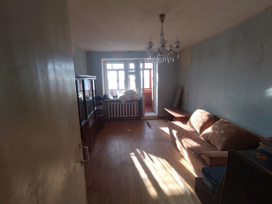 Продам трехкомнатную (3-комн.) квартиру, Большая ул, 200, Ишим г