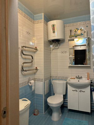 Продам двухкомнатную (2-комн.) квартиру, Юрина ул, 241А, Барнаул г