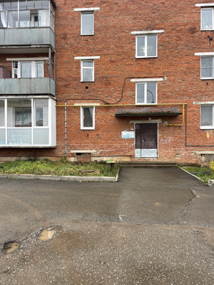 Продам двухкомнатную (2-комн.) квартиру, Светлая ул, 13, Воткинск г