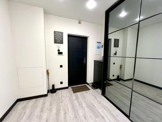 Продам трехкомнатную (3-комн.) квартиру, Куколкина ул, 11, Воронеж г