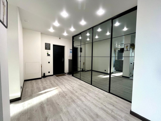 Продам трехкомнатную (3-комн.) квартиру, Куколкина ул, 11, Воронеж г