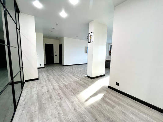 Продам трехкомнатную (3-комн.) квартиру, Куколкина ул, 11, Воронеж г