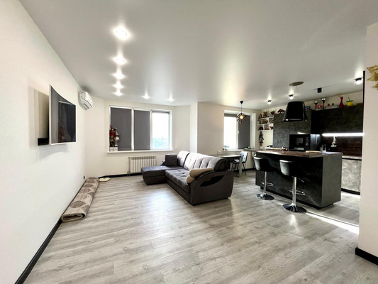 Продам трехкомнатную (3-комн.) квартиру, Куколкина ул, 11, Воронеж г