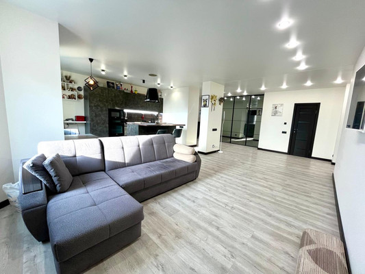 Продам трехкомнатную (3-комн.) квартиру, Куколкина ул, 11, Воронеж г