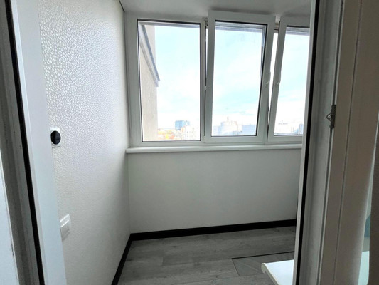 Продам трехкомнатную (3-комн.) квартиру, Куколкина ул, 11, Воронеж г