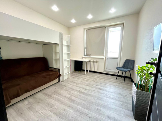 Продам трехкомнатную (3-комн.) квартиру, Куколкина ул, 11, Воронеж г