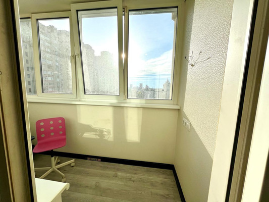 Продам трехкомнатную (3-комн.) квартиру, Куколкина ул, 11, Воронеж г