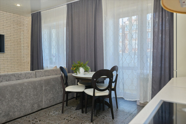 Продам двухкомнатную (2-комн.) квартиру, Современник мкр, 14, Дзержинск п