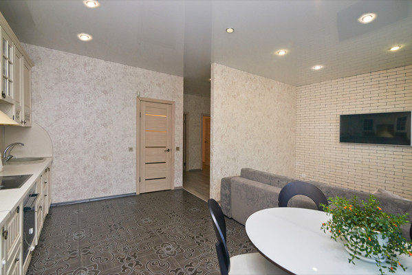 Продам двухкомнатную (2-комн.) квартиру, Современник мкр, 14, Дзержинск п