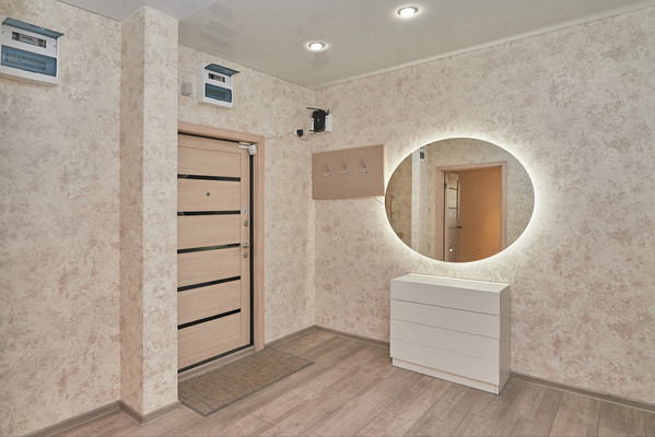 Продам двухкомнатную (2-комн.) квартиру, Современник мкр, 14, Дзержинск п