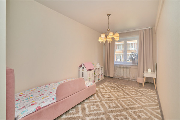 Продам двухкомнатную (2-комн.) квартиру, Современник мкр, 14, Дзержинск п