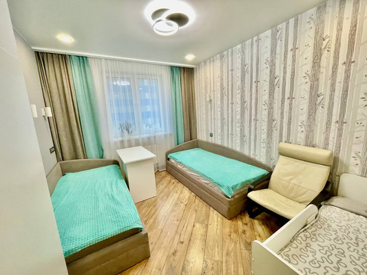 Продам двухкомнатную (2-комн.) квартиру, Сибгата Хакима ул, 52, Казань г