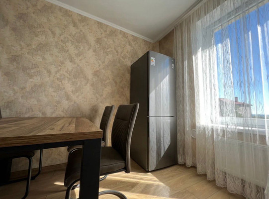 Продам однокомнатную (1-комн.) квартиру, Советская ул, 104Б, Янтарный пгт