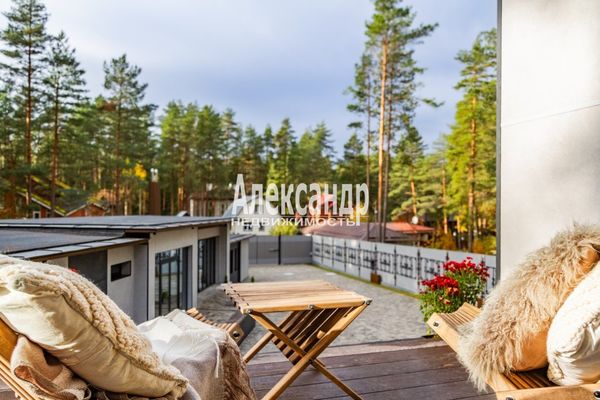 Продам дом в поселке КП Западная Лица, Капитана 2-го Ранга Аванесова ул, Западная Лица п, 40 км от города