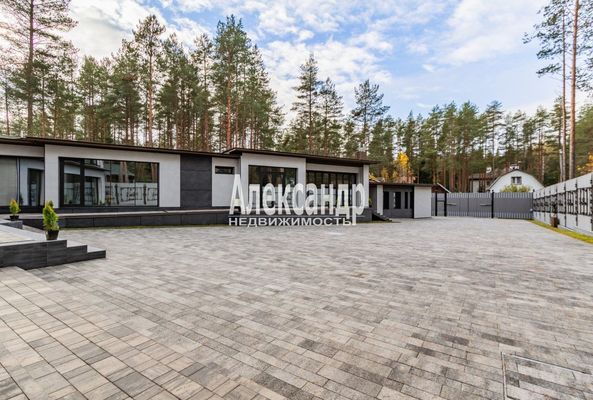 Продам дом в поселке КП Западная Лица, Капитана 2-го Ранга Аванесова ул, Западная Лица п, 40 км от города