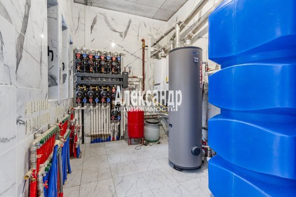 Продам дом в поселке КП Западная Лица, Капитана 2-го Ранга Аванесова ул, Западная Лица п, 40 км от города