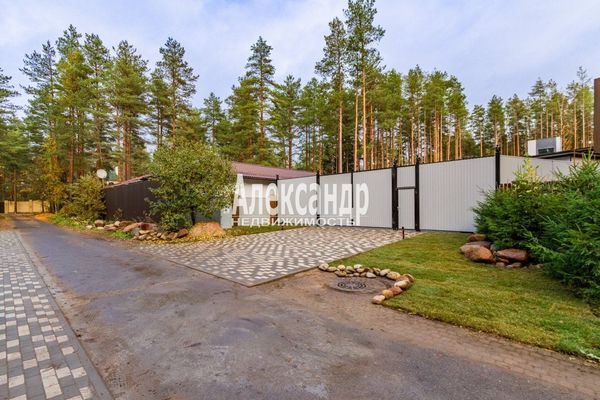 Продам дом в поселке КП Западная Лица, Капитана 2-го Ранга Аванесова ул, Западная Лица п, 40 км от города