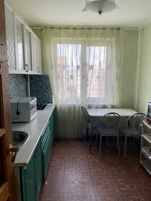 Продам двухкомнатную (2-комн.) квартиру, Интернациональная ул, 26, Белореченск г