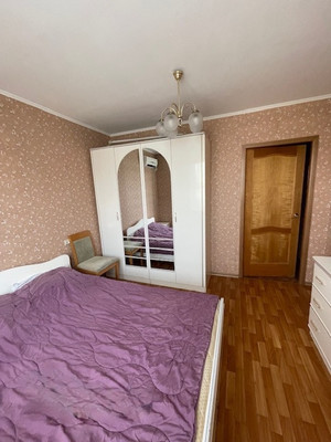 Продам двухкомнатную (2-комн.) квартиру, Интернациональная ул, 26, Белореченск г