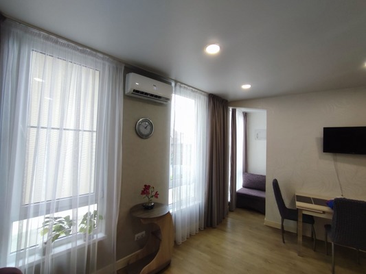 Продам однокомнатную (1-комн.) квартиру, Волжская (Центральный р-н) ул, 16, Сочи г