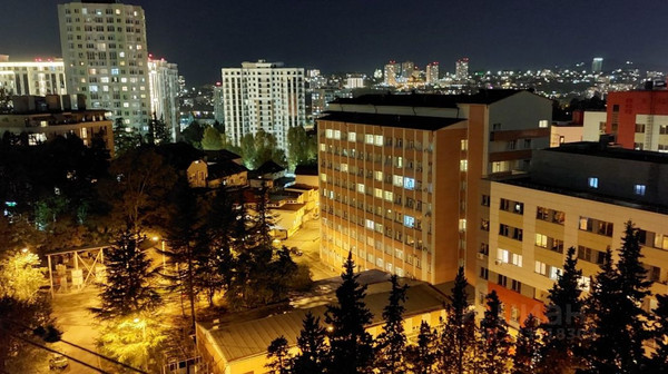 Продам двухкомнатную (2-комн.) квартиру, Туапсинская (Центральный р-н) ул, 9к2, Сочи г