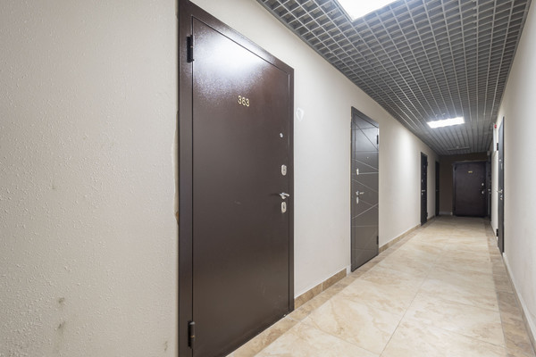 Продам однокомнатную (1-комн.) квартиру, Эйнштейна б-р, 1, Новоивановское рп