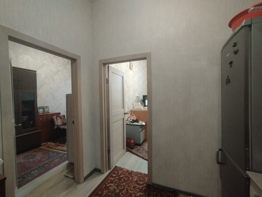 Продам комнату в 7-комн. квартире, Большая Черёмушкинская ул, 40к2, Москва г