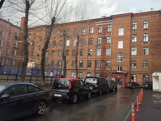 Продам комнату в 7-комн. квартире, Большая Черёмушкинская ул, 40к2, Москва г