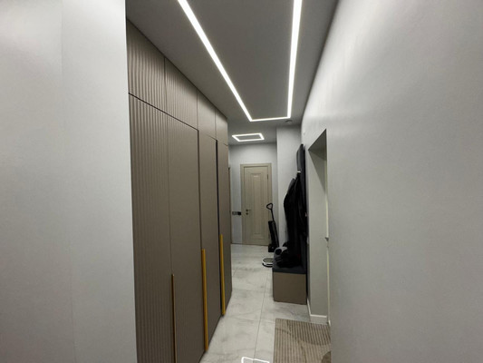 Продам двухкомнатную (2-комн.) квартиру, Александра Суворова пр-кт, 99, Симферополь г