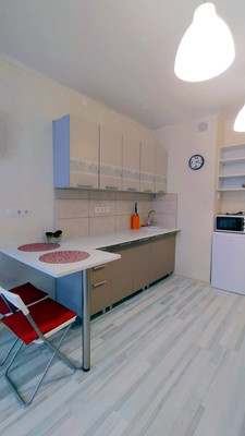 Продам однокомнатную (1-комн.) квартиру, Беспалова ул, 110кЖ, Симферополь г