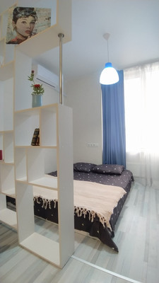 Продам однокомнатную (1-комн.) квартиру, Беспалова ул, 110кЖ, Симферополь г