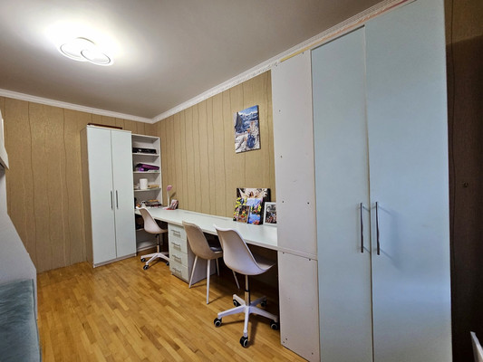 Продам двухкомнатную (2-комн.) квартиру, Луначарского ул, 147, Белореченск г