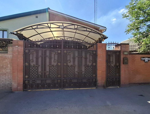 Продам дом, Смородиновая ул, 28, Ростов-на-Дону г, 0 км от города